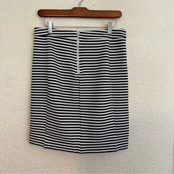 41 Hawthorne Black Striped Pencil Skirt Size Medium‎ - Picture 9 of 14